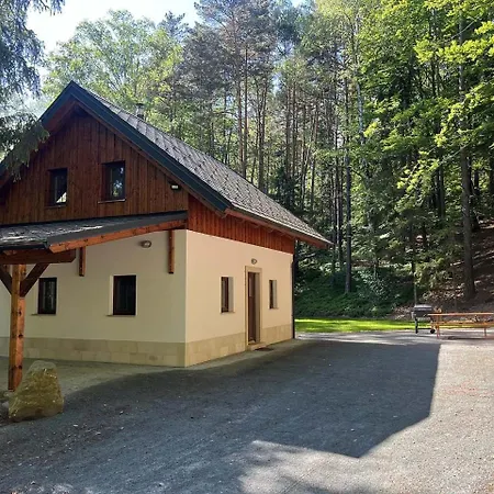 U Studanky Holiday home Zdarky